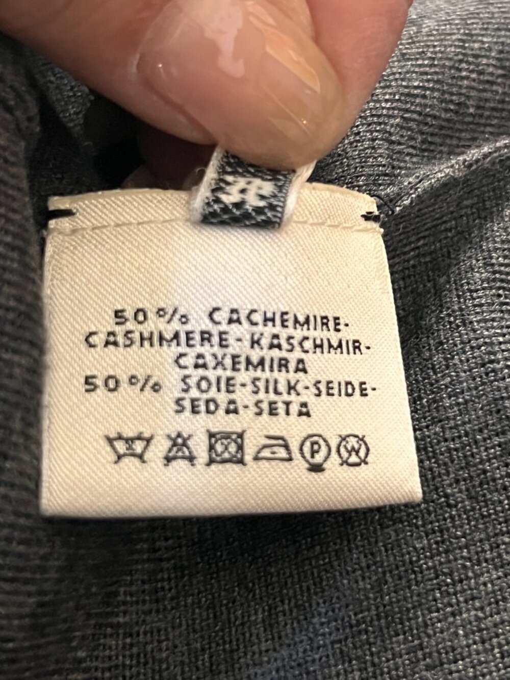 HERMES PULL COL MONTANT MOCK NECK LOGO SWEATER NWOT CASHMERE & SILK BLEND - 36 - Picture 10 of 11